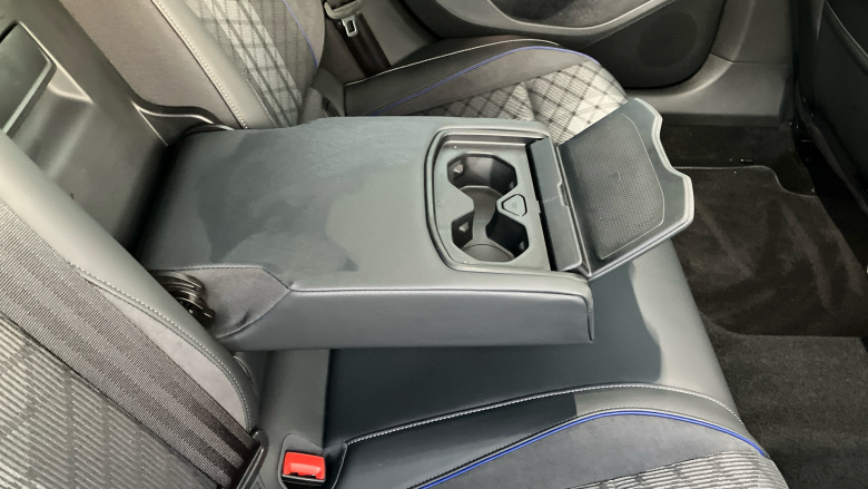 Volkswagen Passat 1.5 TSI eHybrid 272 R-Line 5dr DSG Estate